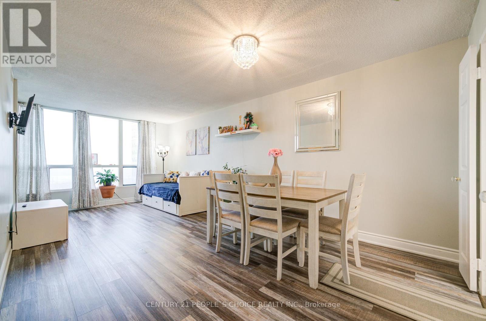 Photo 24 of 1402 4460 Tucana Court, Mississauga ON