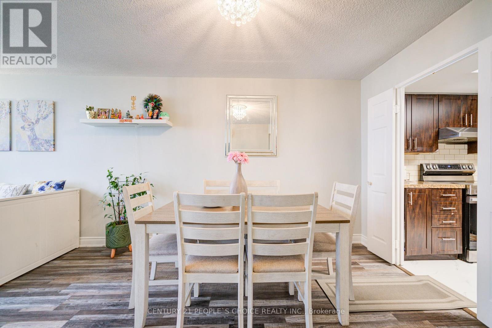 Photo 2 of 1402 4460 Tucana Court, Mississauga ON