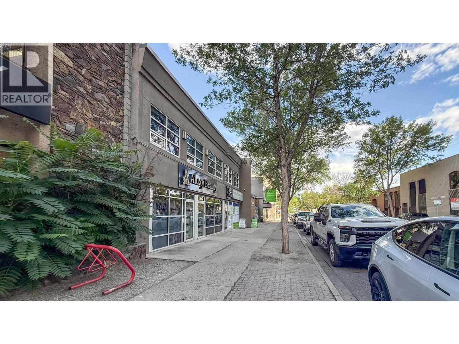 201 1462 St. Paul Street, Kelowna