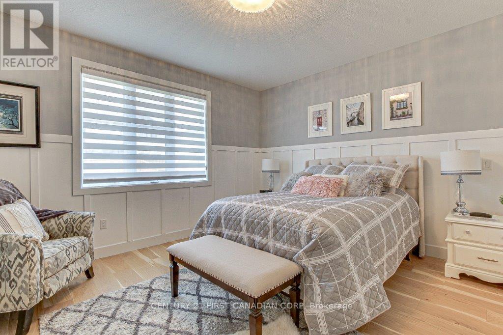 Photo 32 of 4103 Campbell Street, London South ON