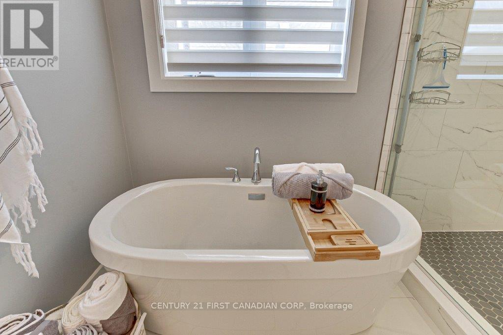 Photo 1 of 4103 Campbell Street, London South ON