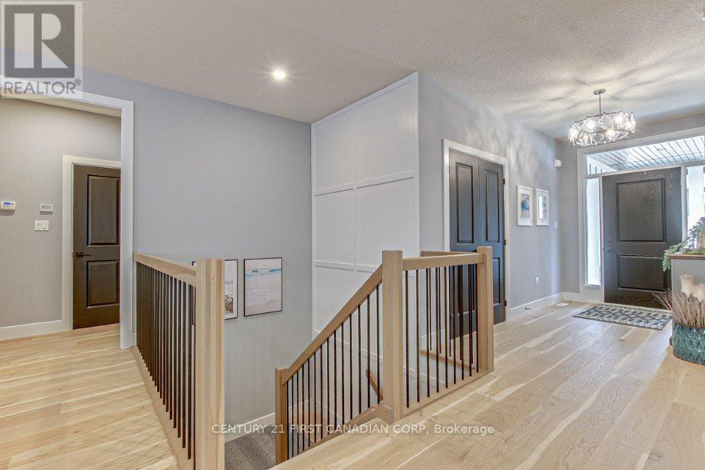 Photo 27 of 4103 Campbell Street, London South ON