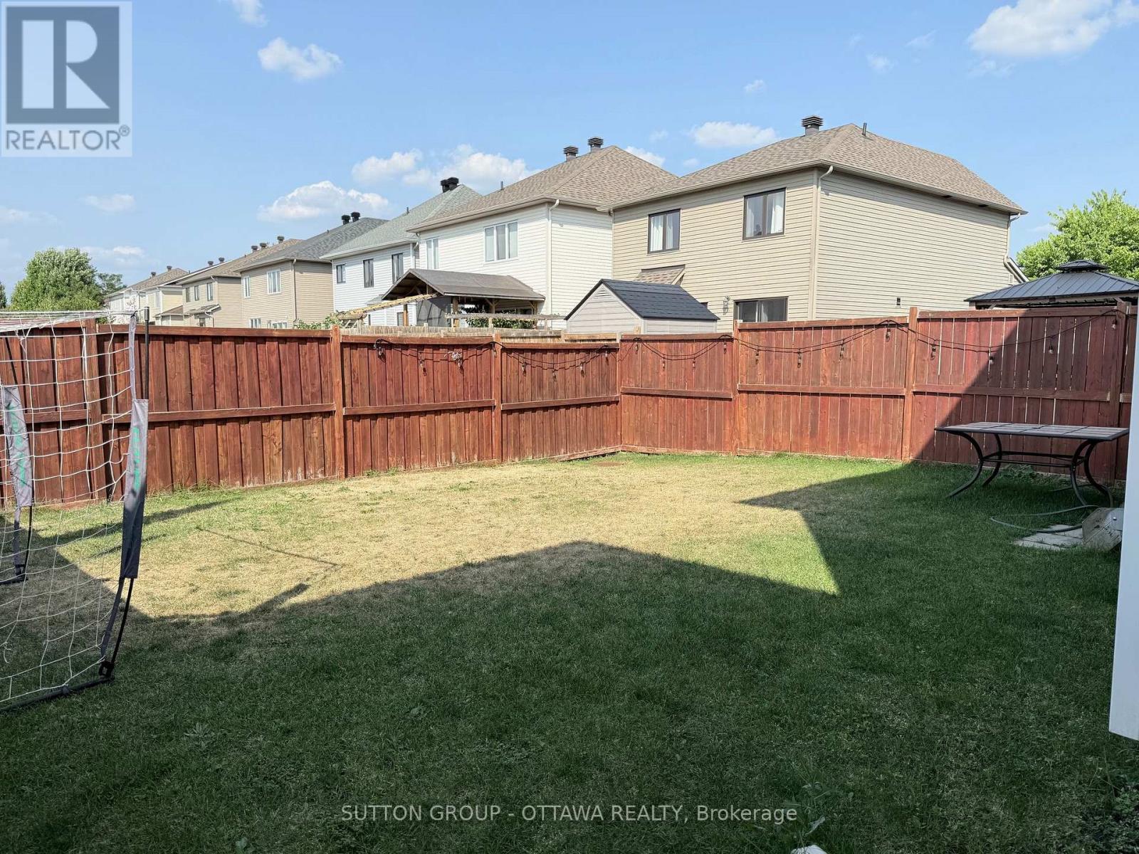 Photo 24 of 635 Clearbrook Drive, Ottawa ON