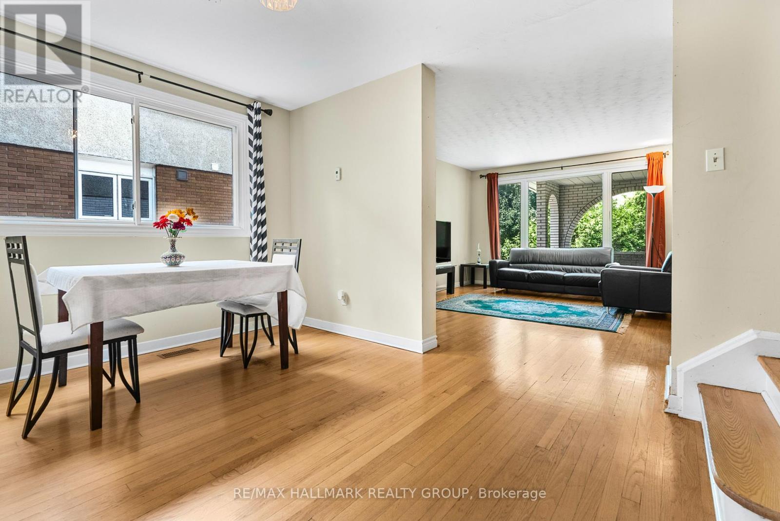 Photo 12 of 2666 Regina Street, Ottawa ON