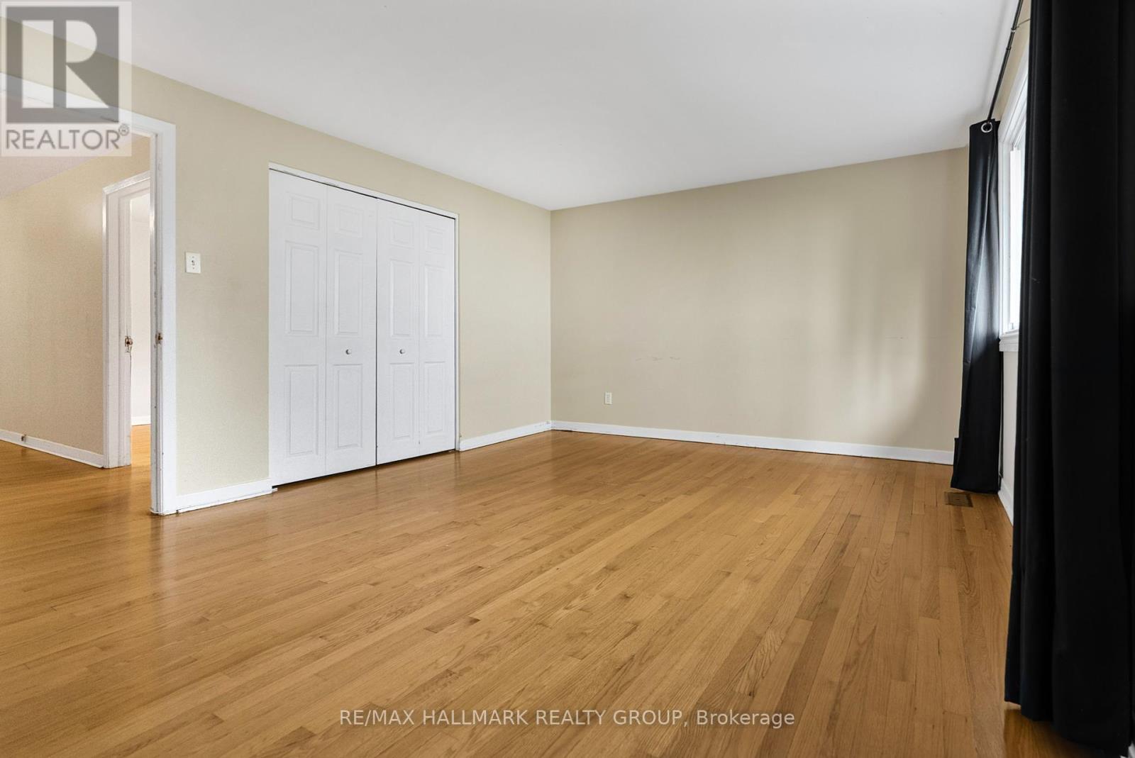 Photo 23 of 2666 Regina Street, Ottawa ON