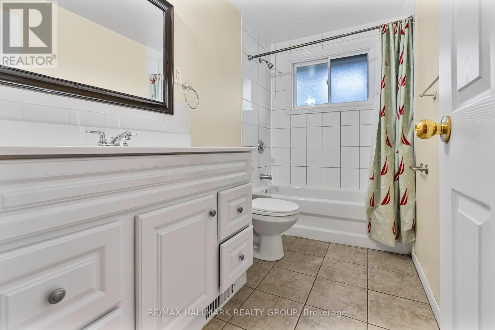 Photo 30 of 2666 Regina Street, Ottawa ON
