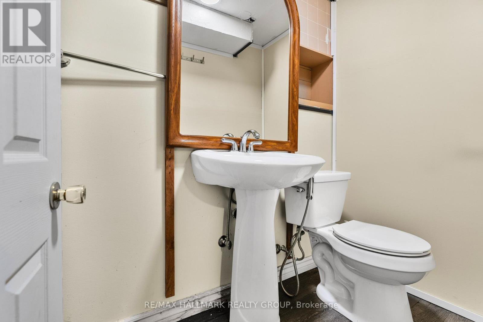 Photo 31 of 2666 Regina Street, Ottawa ON
