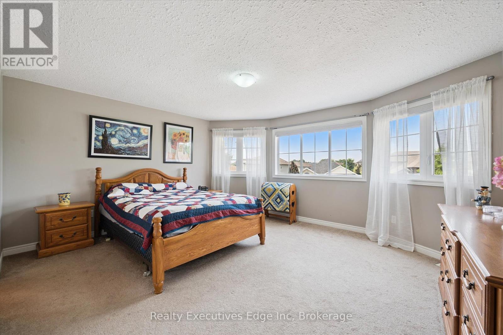 Photo 37 of 51 Marr Drive, Centre Wellington ON