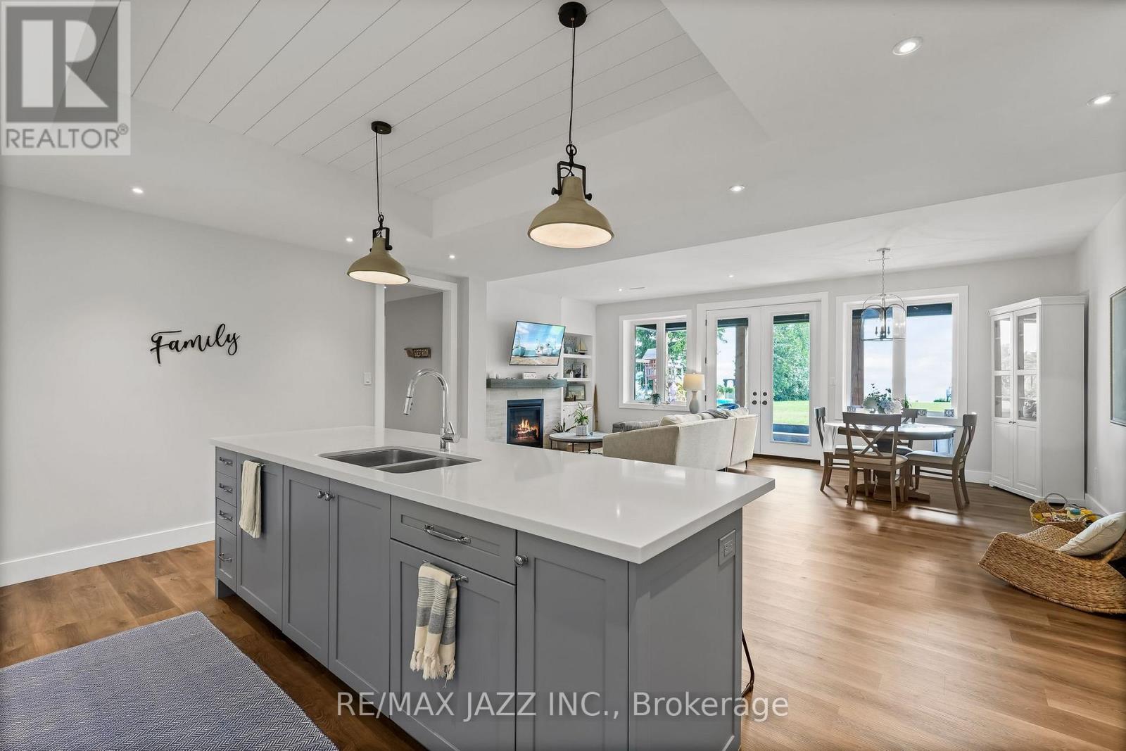 Photo 32 of 48 Pleasant View Crescent, Kawartha Lakes ON