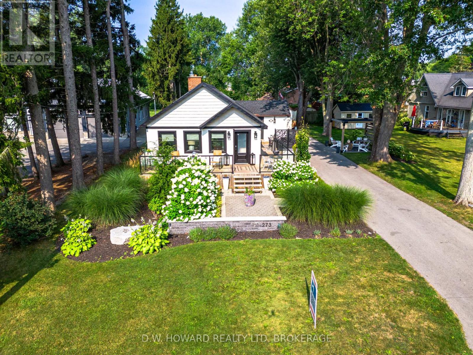 Photo 47 of 273 Prospect Point W, Fort Erie ON