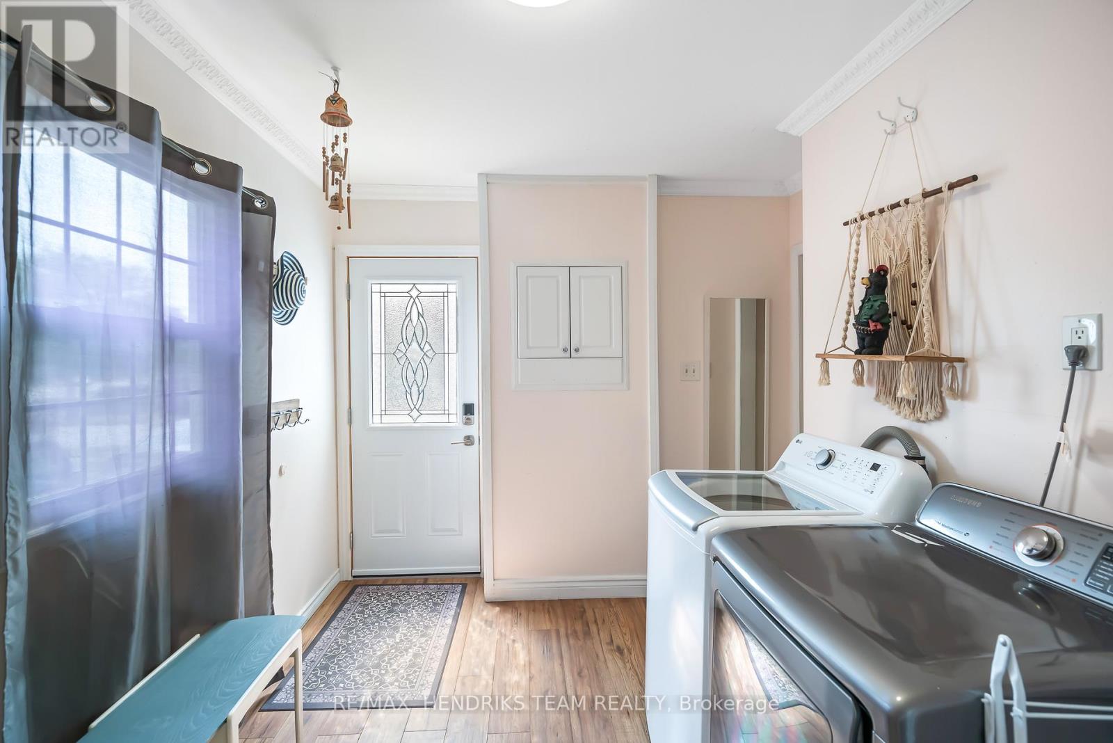 Photo 10 of 7 Elmwood Avenue, St Catharines ON