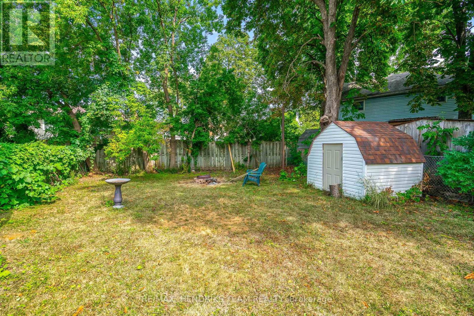 Photo 6 of 7 Elmwood Avenue, St Catharines ON