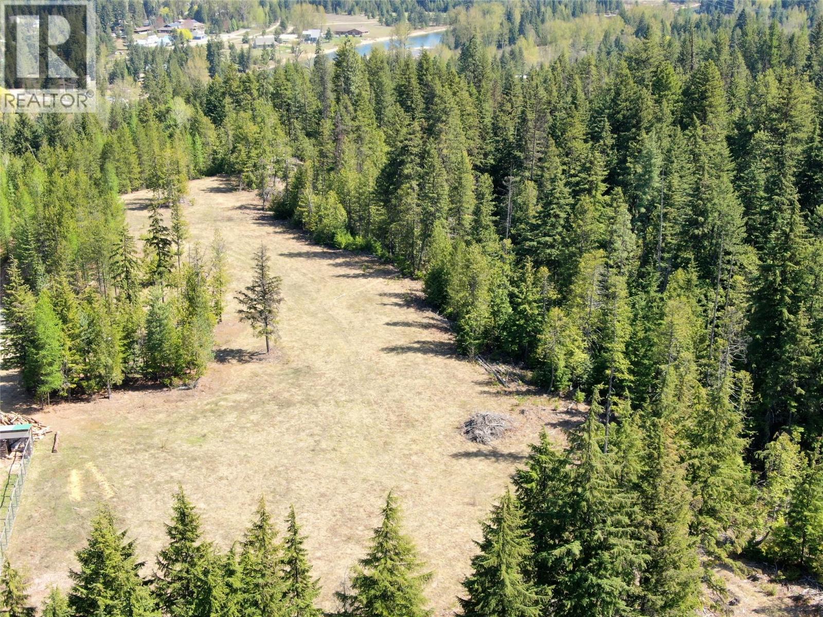 Photo 4 of 3809 Passmore Upper Road, Passmore BC