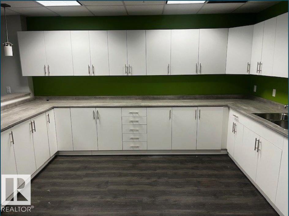 Photo 1 of 206 10145 109 St Nw, Edmonton AB