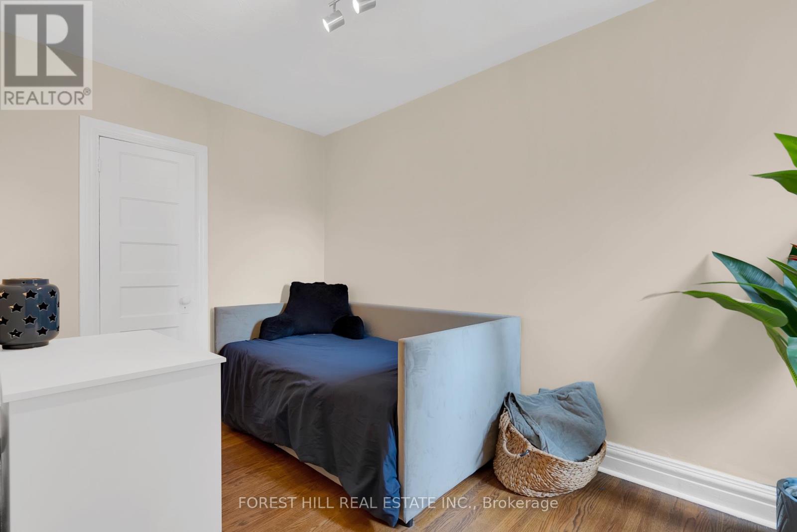 Photo 25 of 169 Rushton Road, Toronto ON