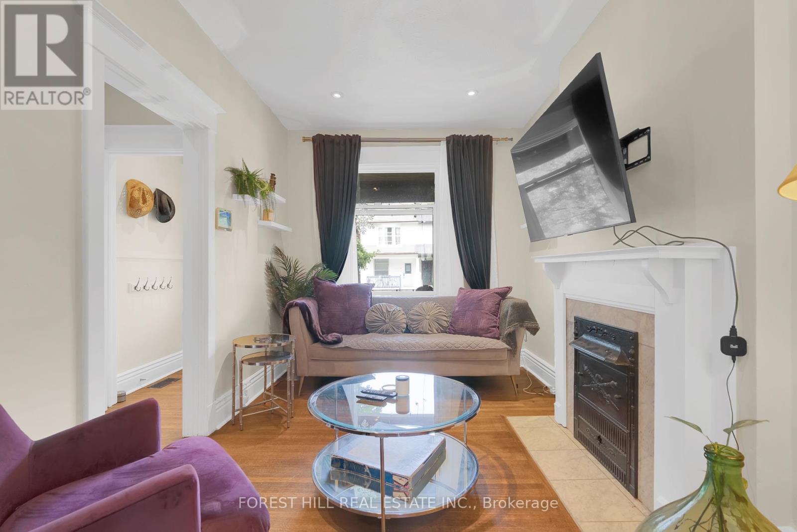 Photo 6 of 169 Rushton Road, Toronto ON