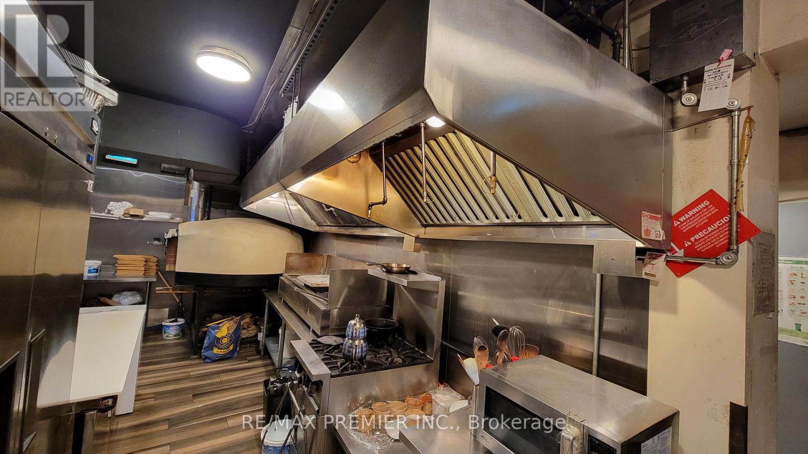 Photo 28 of 3443 Yonge Street, Toronto ON