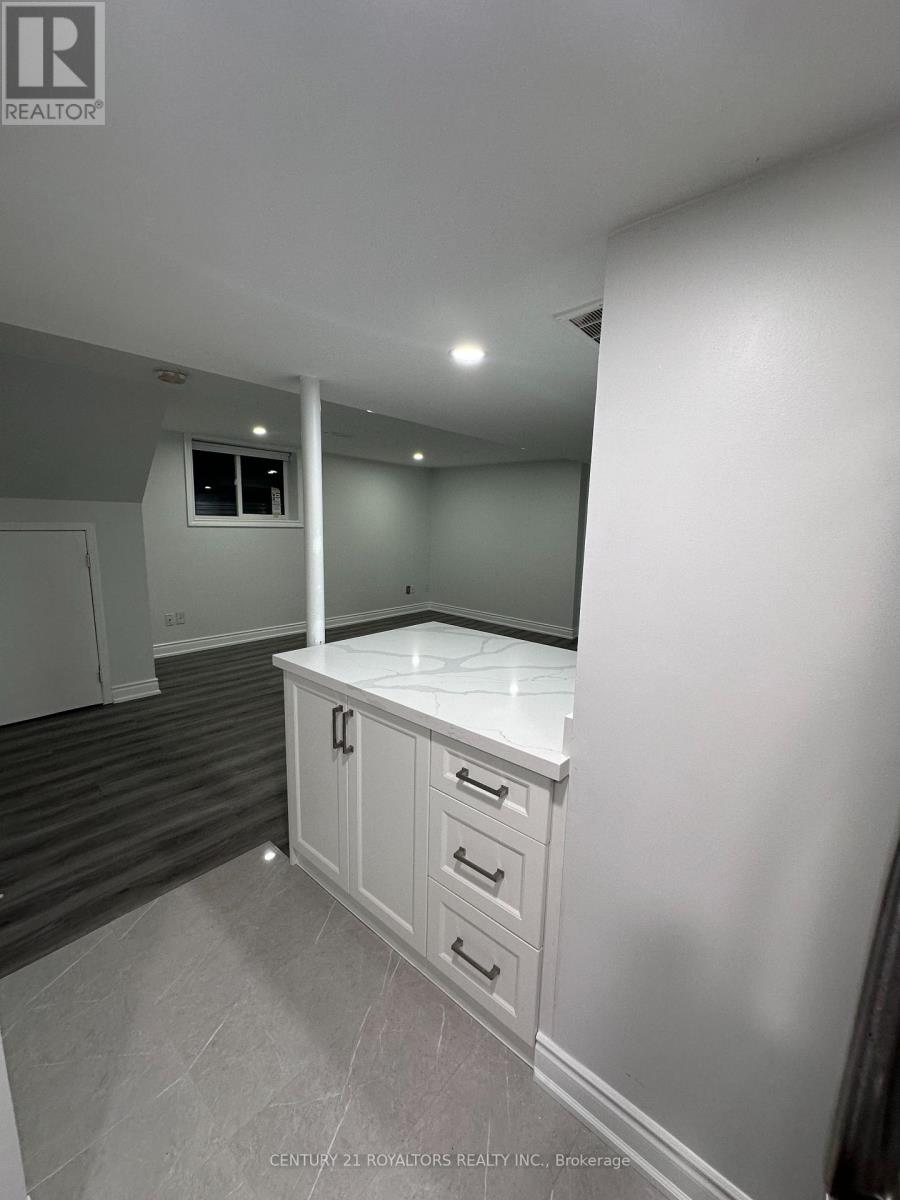 Photo 30 of Lower 50 Marbury Crescent, Toronto ON