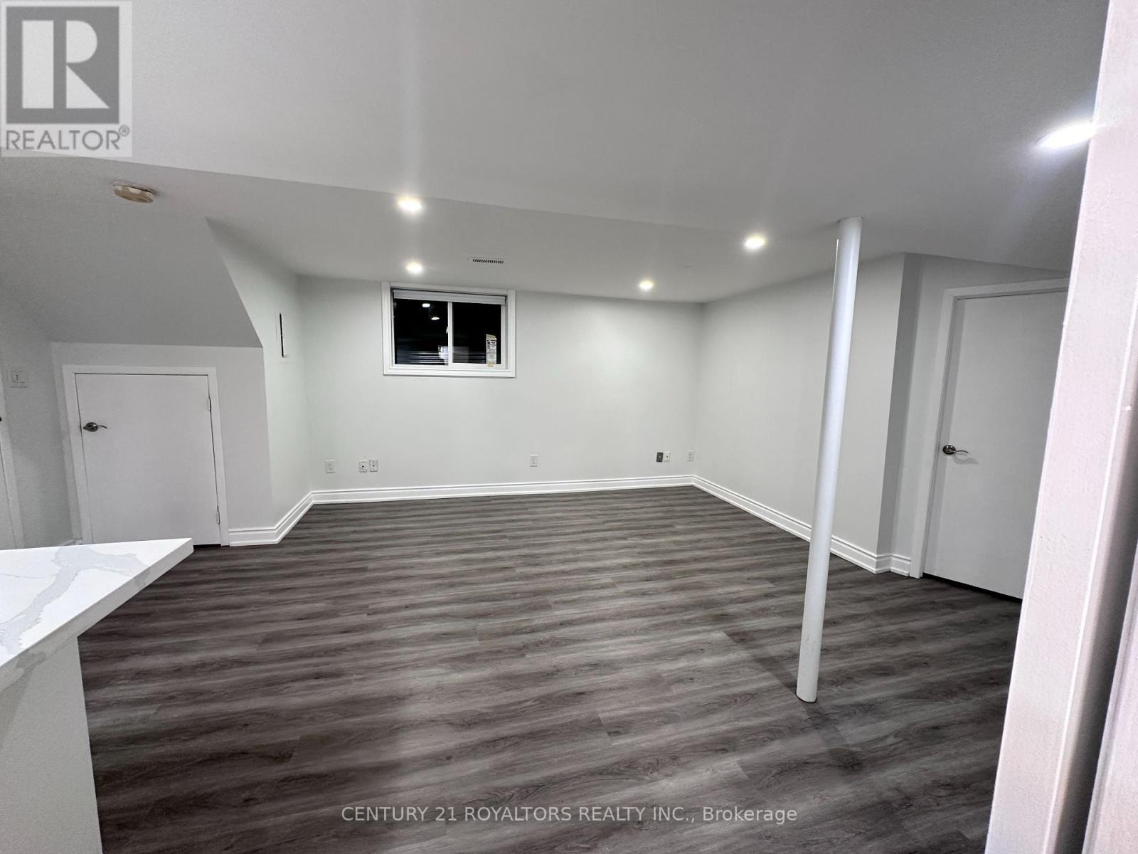 Photo 23 of Lower 50 Marbury Crescent, Toronto ON