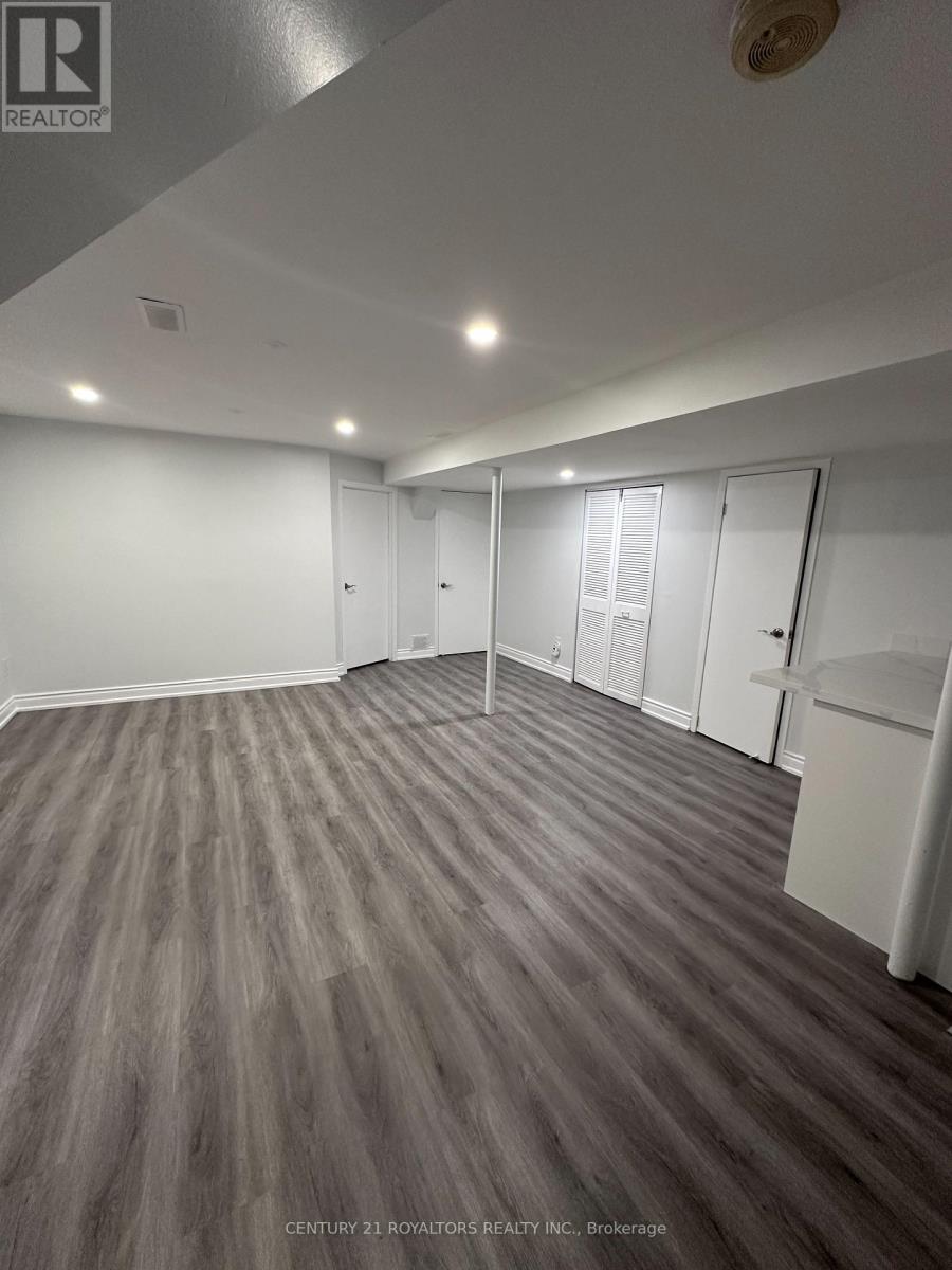 Photo 17 of Lower 50 Marbury Crescent, Toronto ON