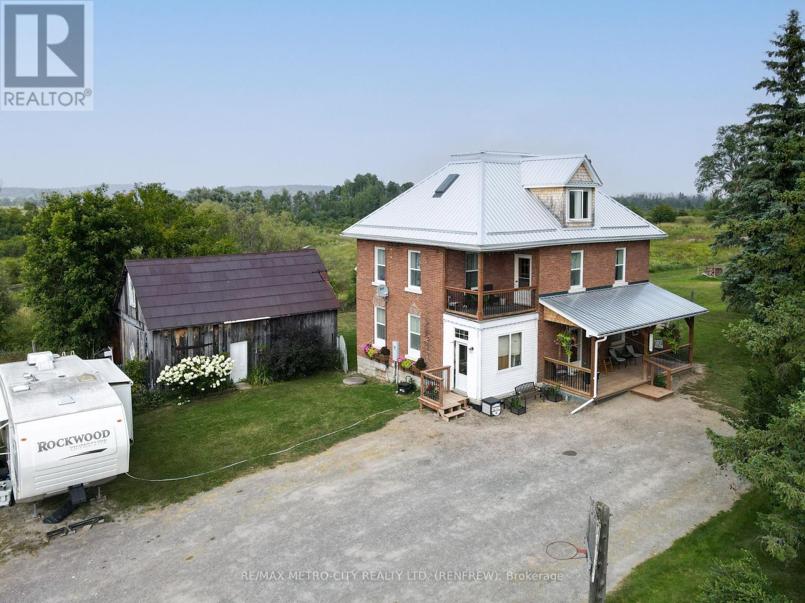 Photo 38 of 1380 Highway 132 Highway, Admaston Bromley ON