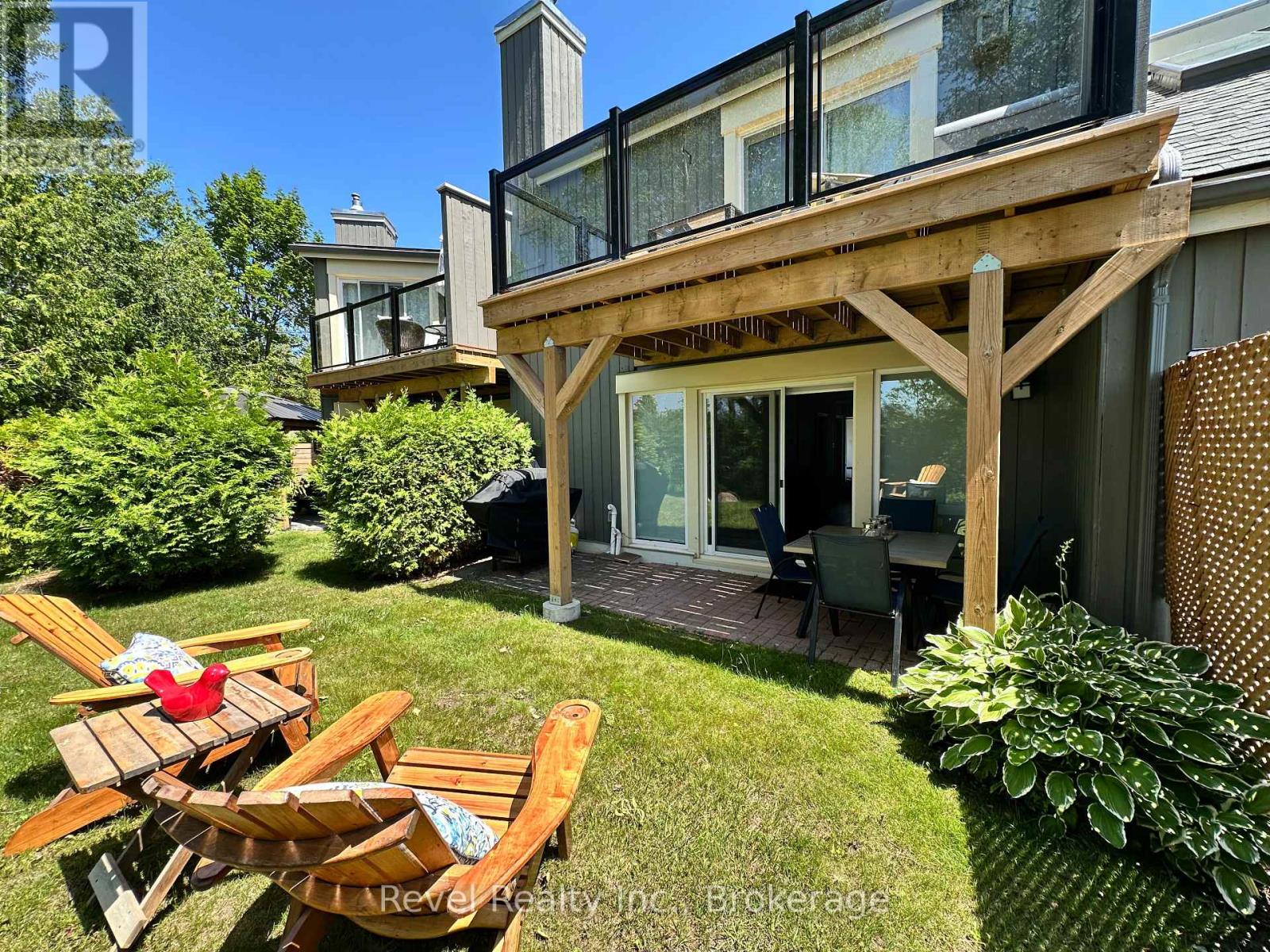 Photo 11 of 58 145 Fairway Crescent, Collingwood ON
