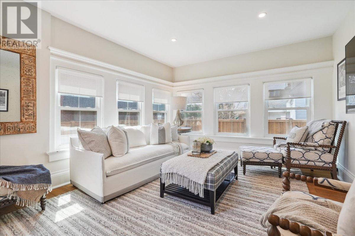Photo 10 of 524 Locust Street, Burlington ON