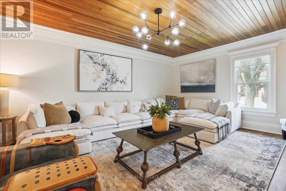 Photo 11 of 524 Locust Street, Burlington ON