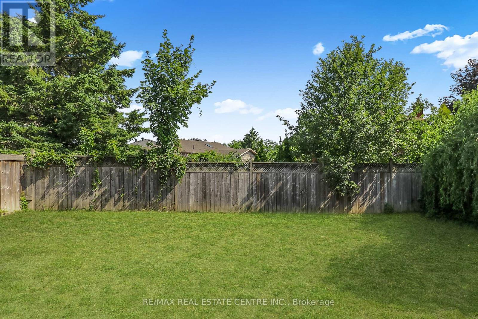 Single Family House for Sale in  CUNDLES ROAD W Barrie (Northwest) 