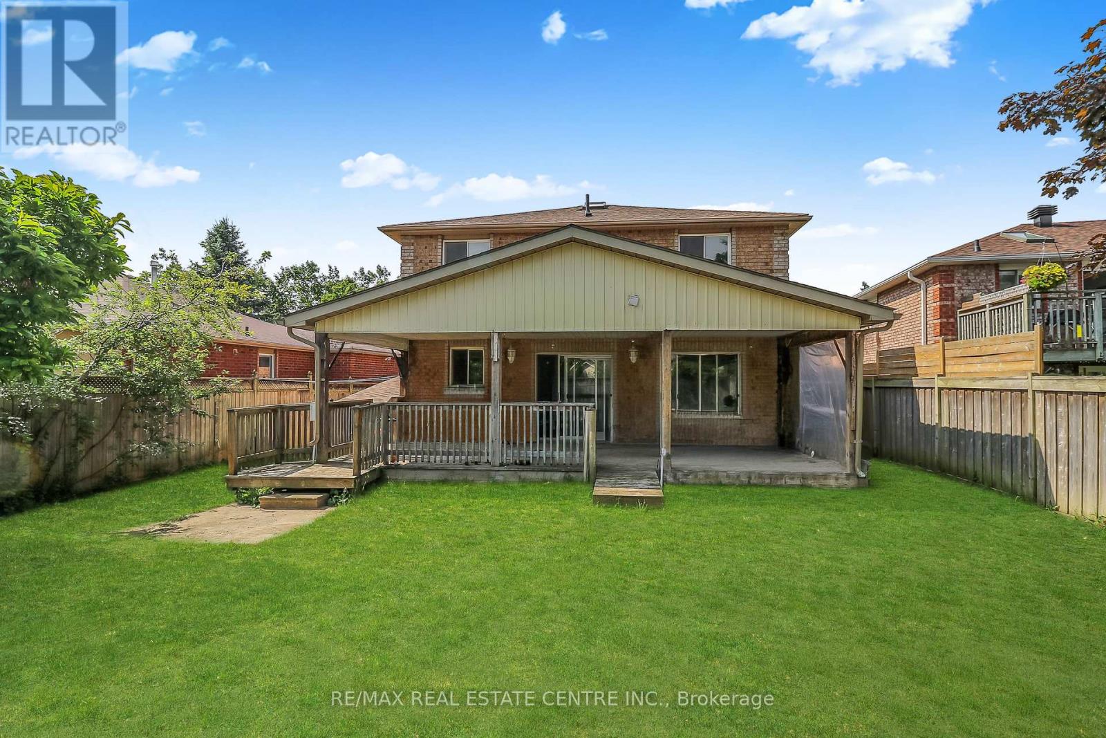 Single Family House for Sale in  CUNDLES ROAD W Barrie (Northwest) 