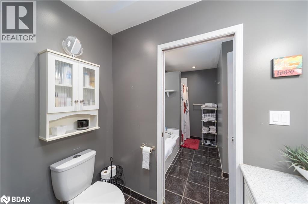 Photo 15 of 86 Donald Street, Barrie ON