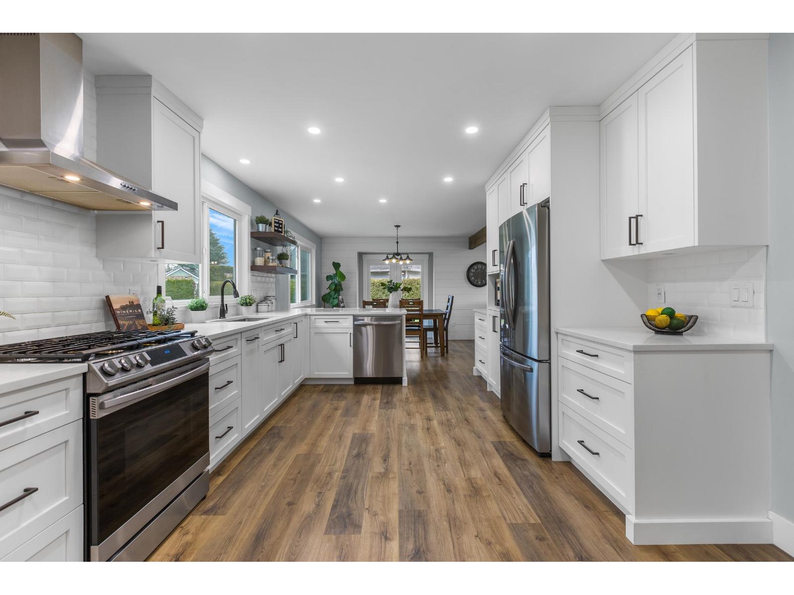 Photo 17 of 5714 247 A Street, Langley BC