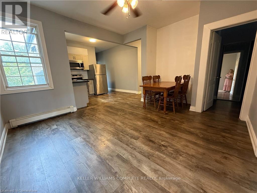 Photo 16 of 2 590 Main Street E, Hamilton ON