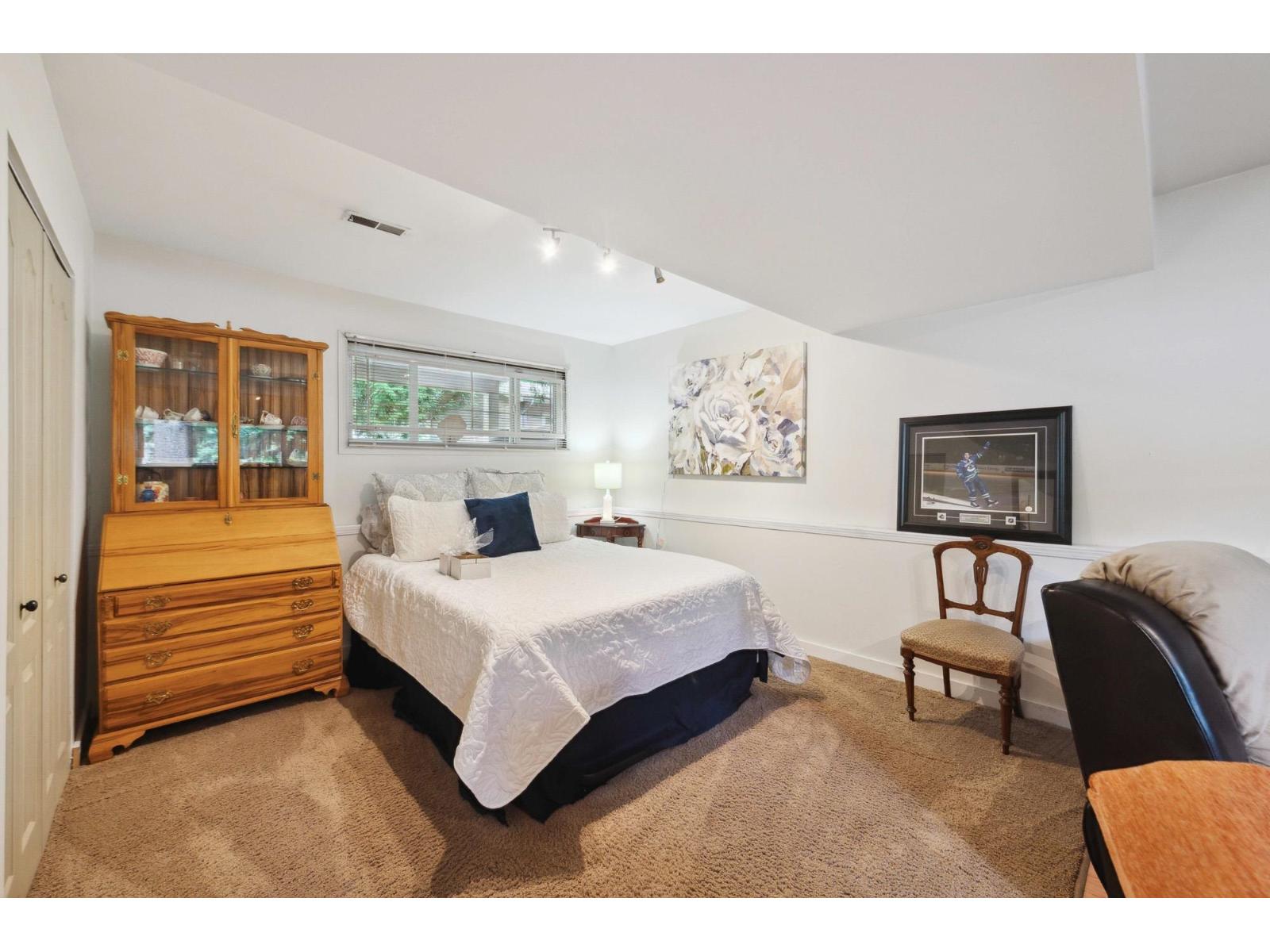 Photo 31 of 4037 196 A Street, Langley BC