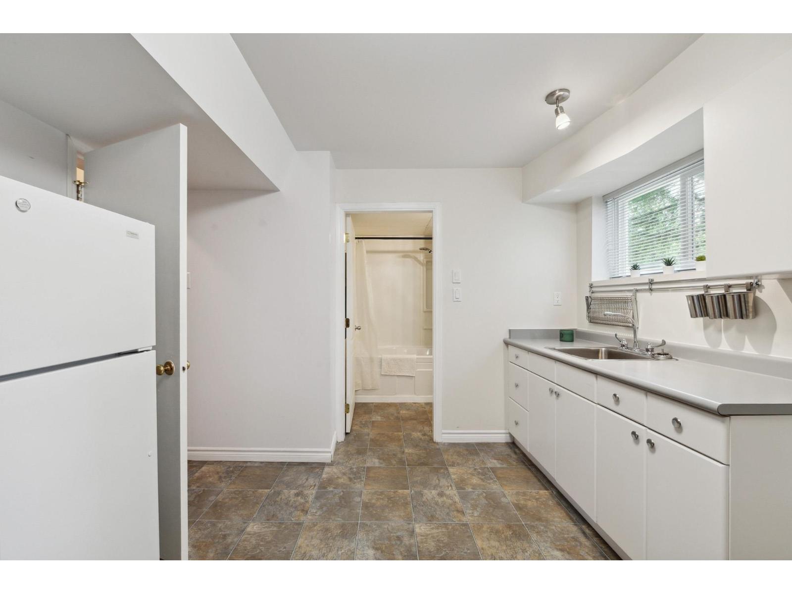 Photo 26 of 4037 196 A Street, Langley BC