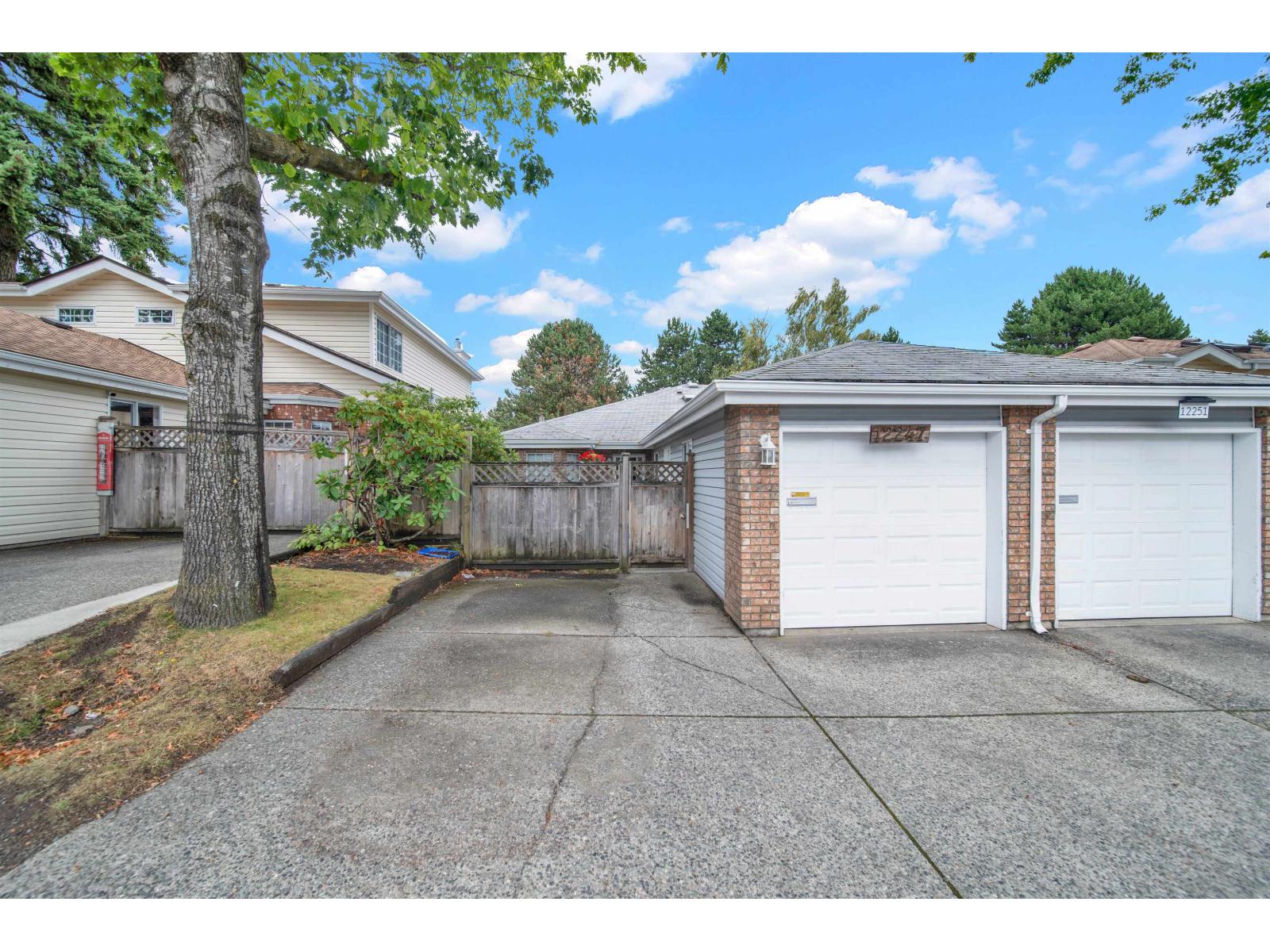 Photo 2 of 12247 92nd Avenue, Surrey BC