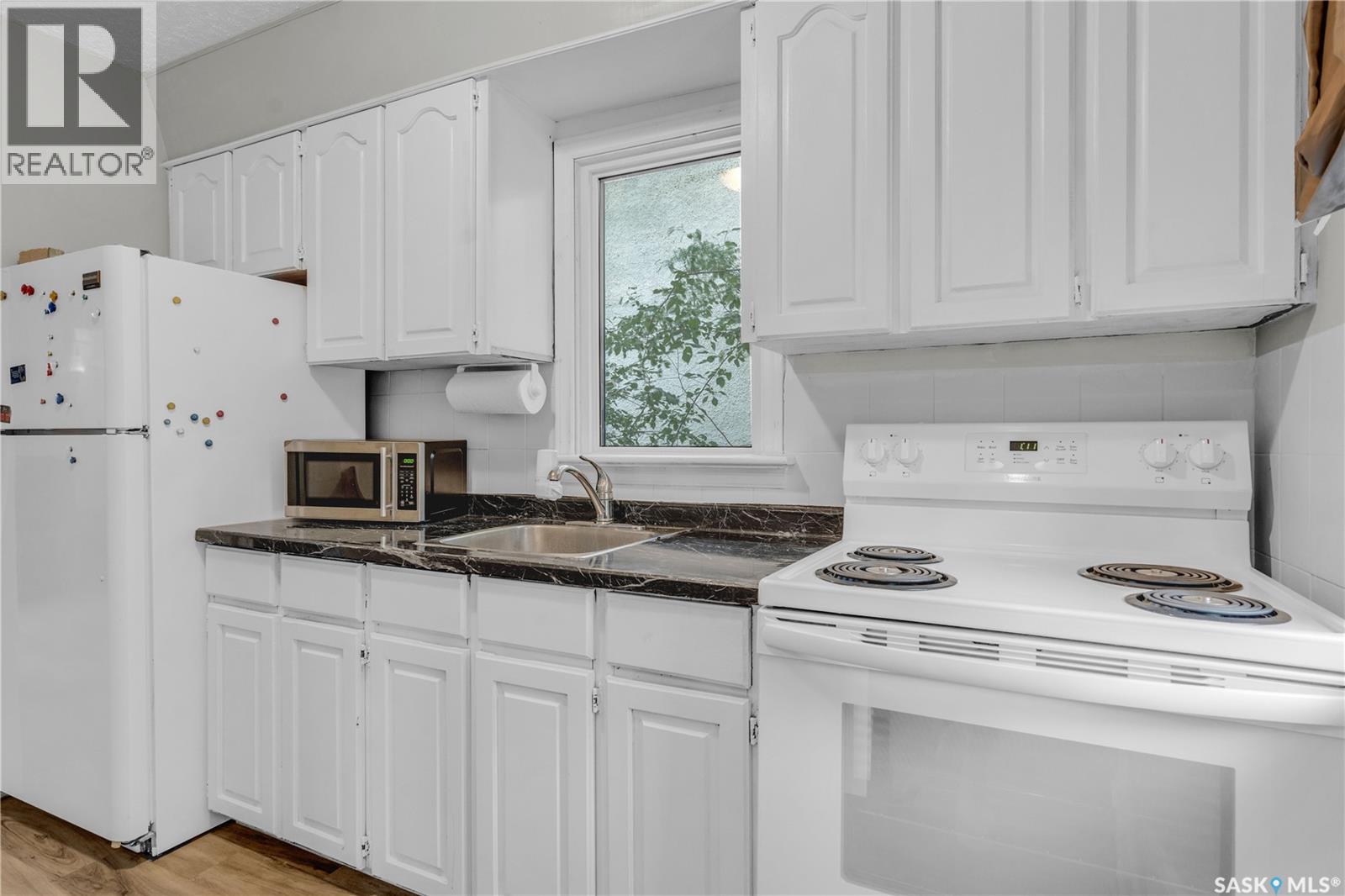 Photo 22 of 1149 Elphinstone Street, Regina SK