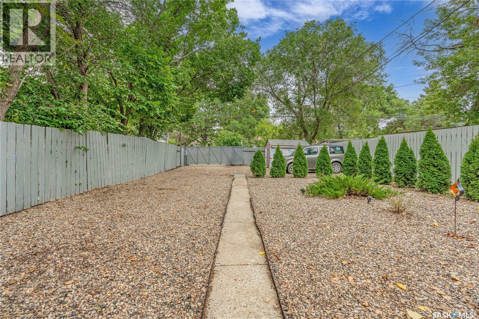 Photo 17 of 1149 Elphinstone Street, Regina SK