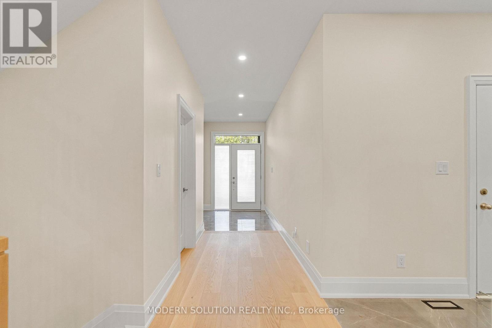 Photo 25 of 1088 Casson Avenue, Mississauga ON