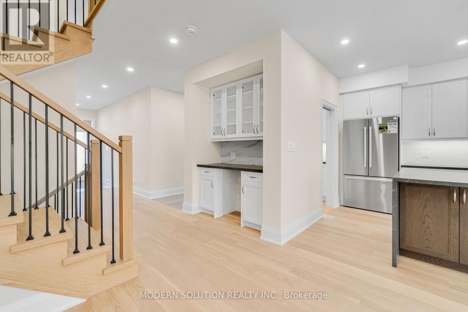 Photo 18 of 1088 Casson Avenue, Mississauga ON