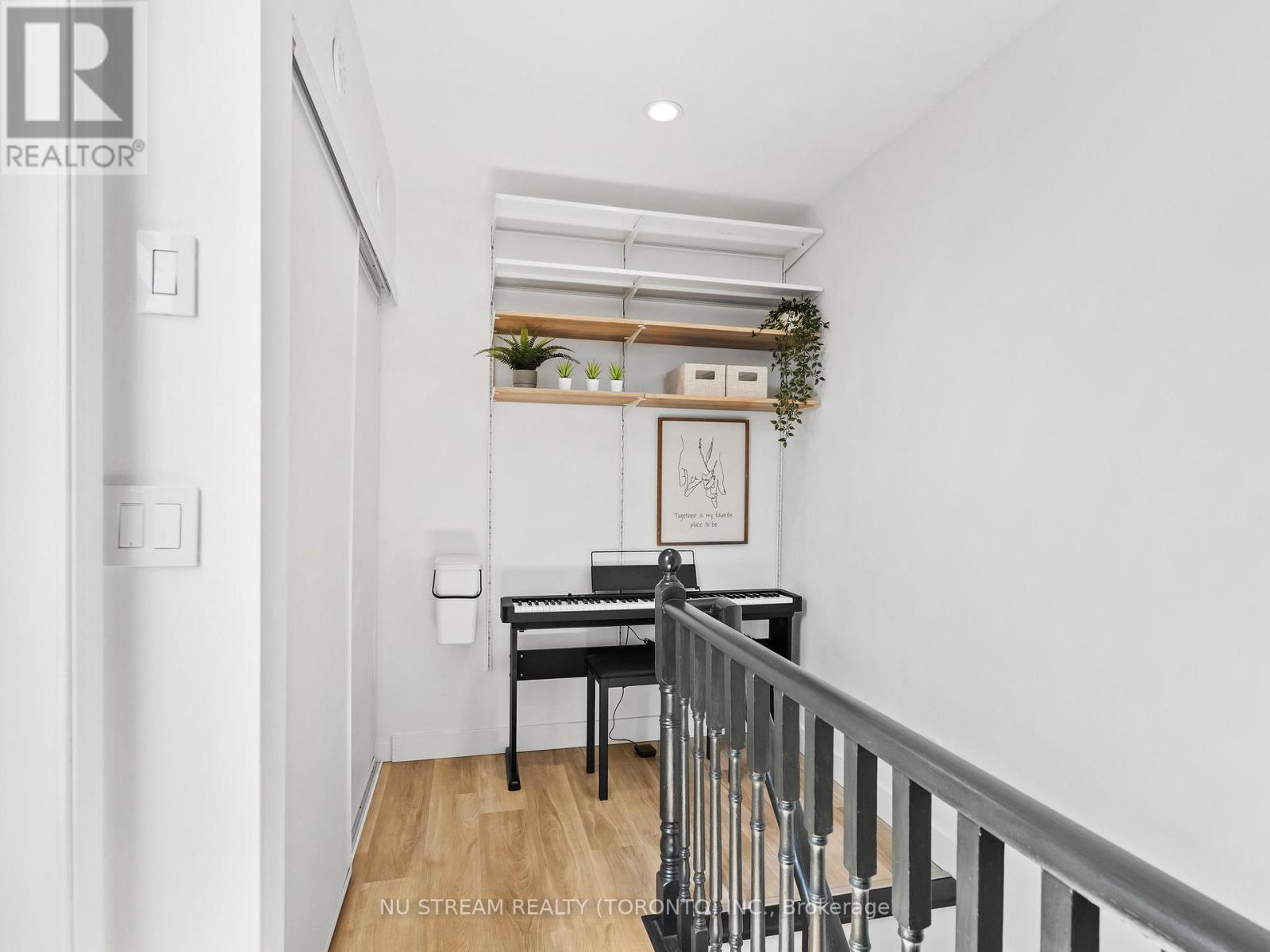 Photo 1 of 15 873 Wilson Avenue, Toronto ON