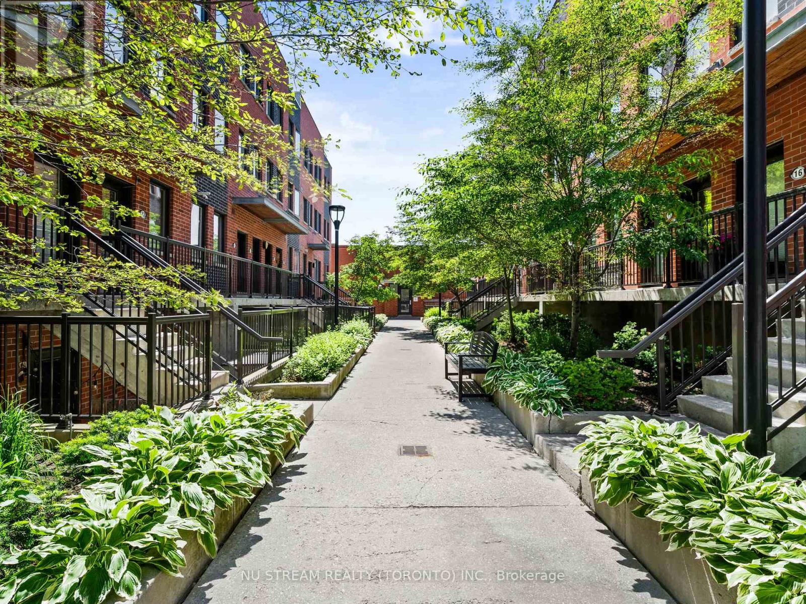 Photo 10 of 15 873 Wilson Avenue, Toronto ON