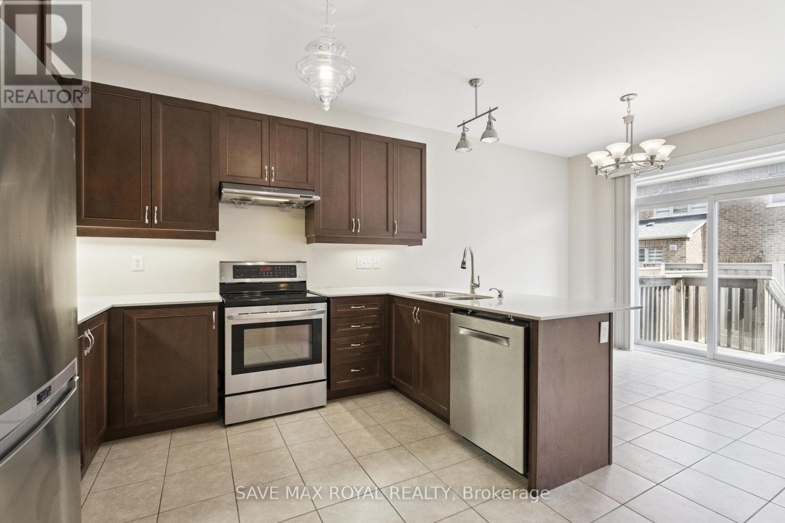 Photo 20 of 17 Fann Drive, Brampton ON