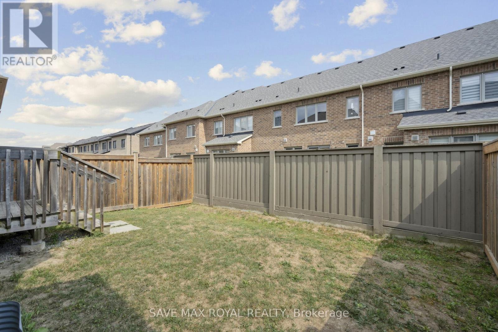 Photo 41 of 17 Fann Drive, Brampton ON