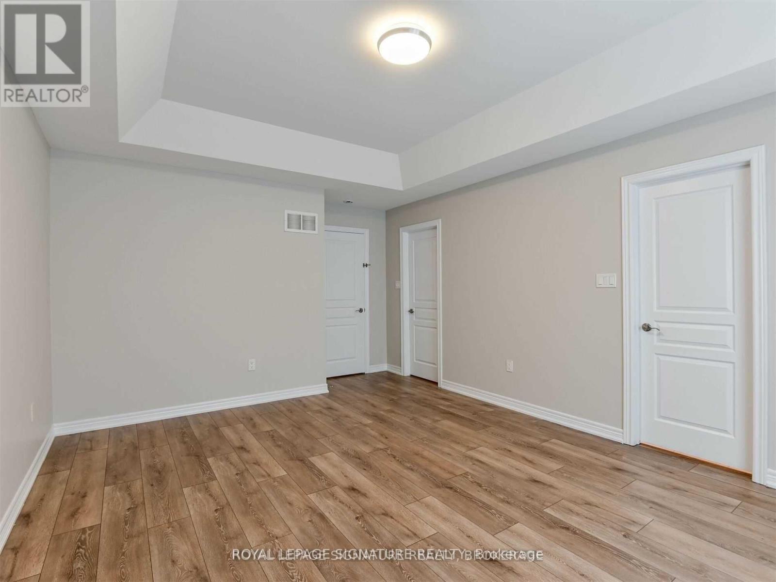 Photo 20 of 37 Chesterwood Crescent, Brampton ON