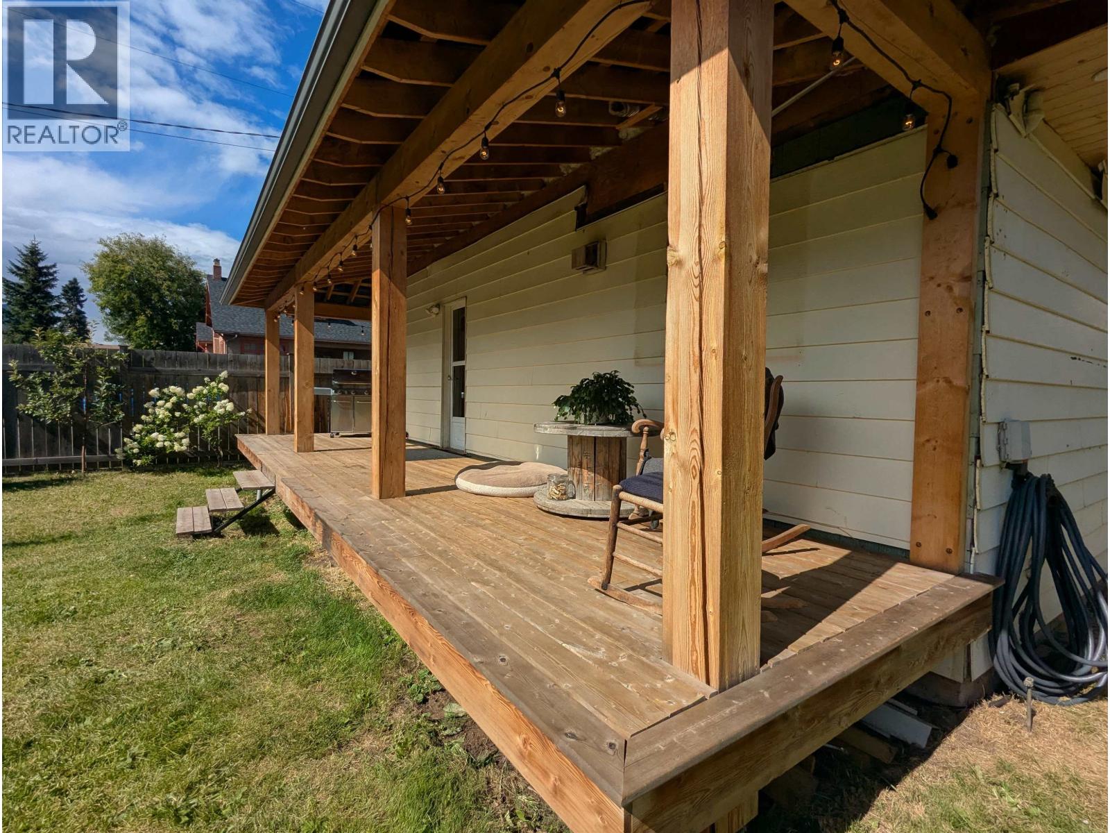 3891 BROADWAY Avenue, Smithers