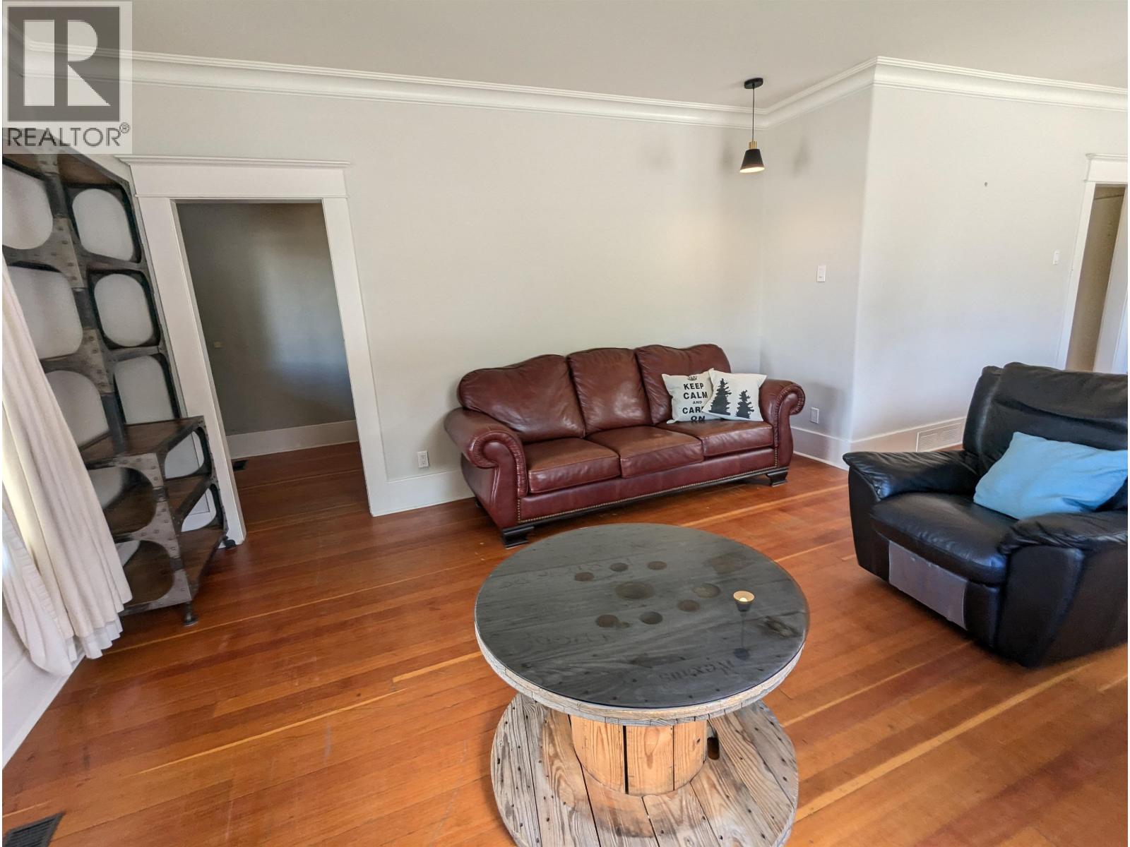 3891 BROADWAY Avenue, Smithers