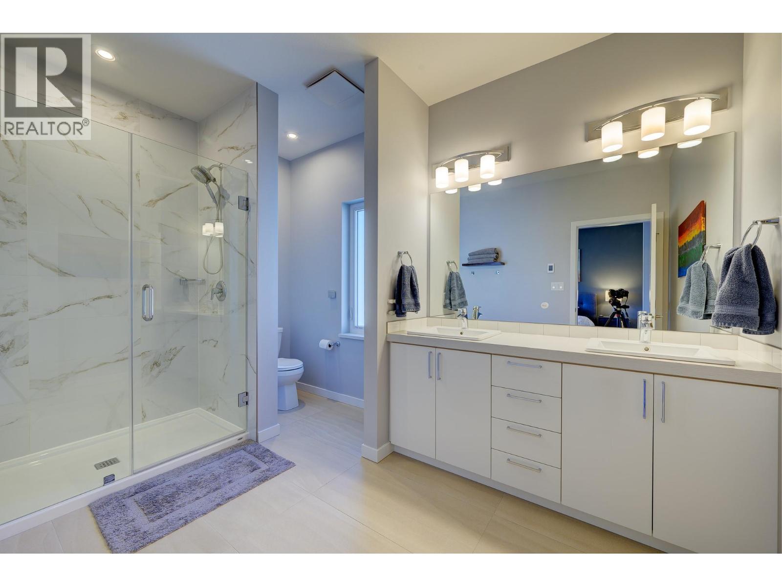 Photo 9 of 1312 Prairie Rose Drive, Kamloops BC