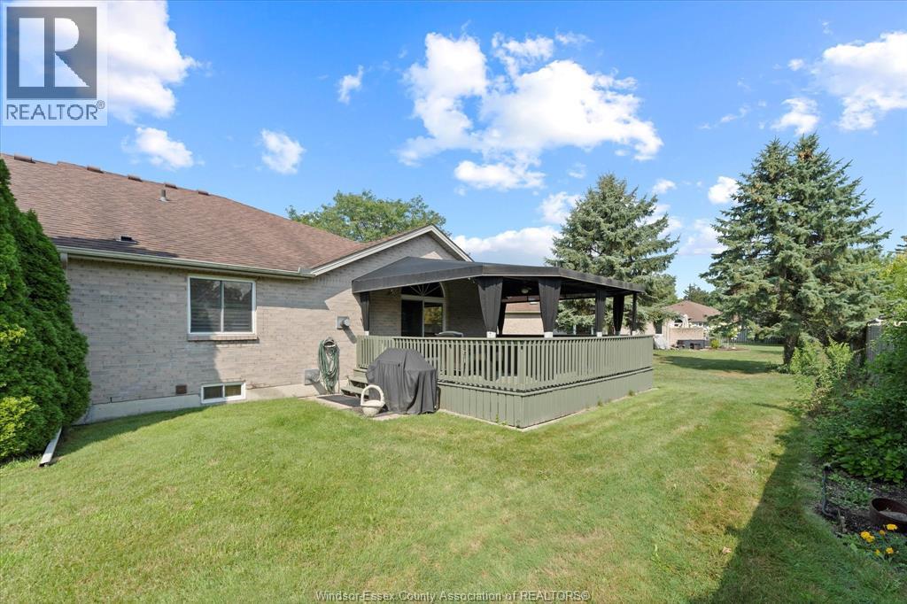 Photo 37 of 742 Rodfam Court, Windsor ON