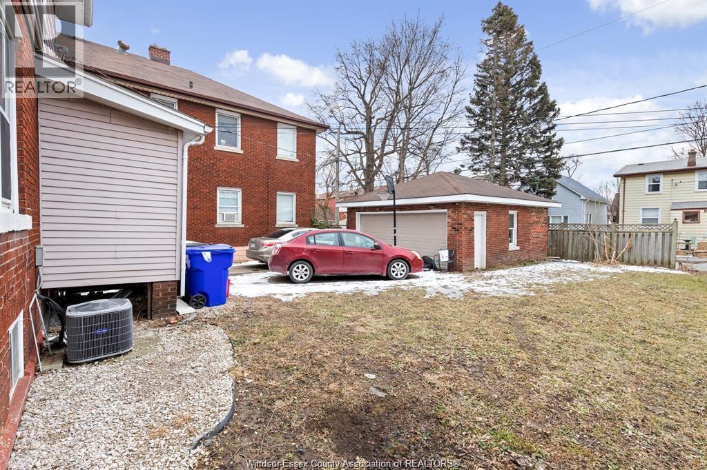 Photo 2 of 381 Partington, Windsor ON